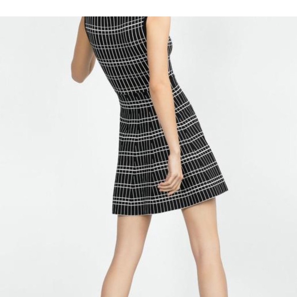ZARA-NWT large geometric fit & flare mini skater dress. Black/white. New w/tag! - Picture 8 of 15